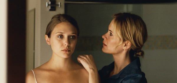 Martha Marcy May Marlene (2011)