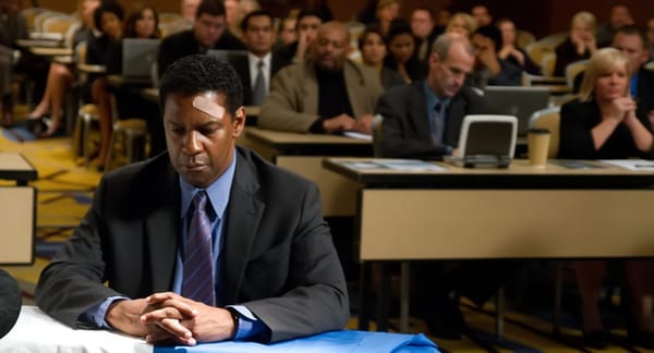 Flight (2012)